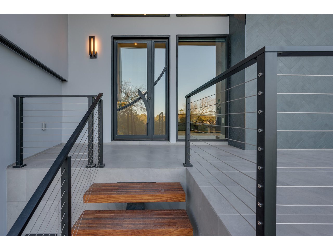 New Construction Luxury Lease in Central Austin with Guest House