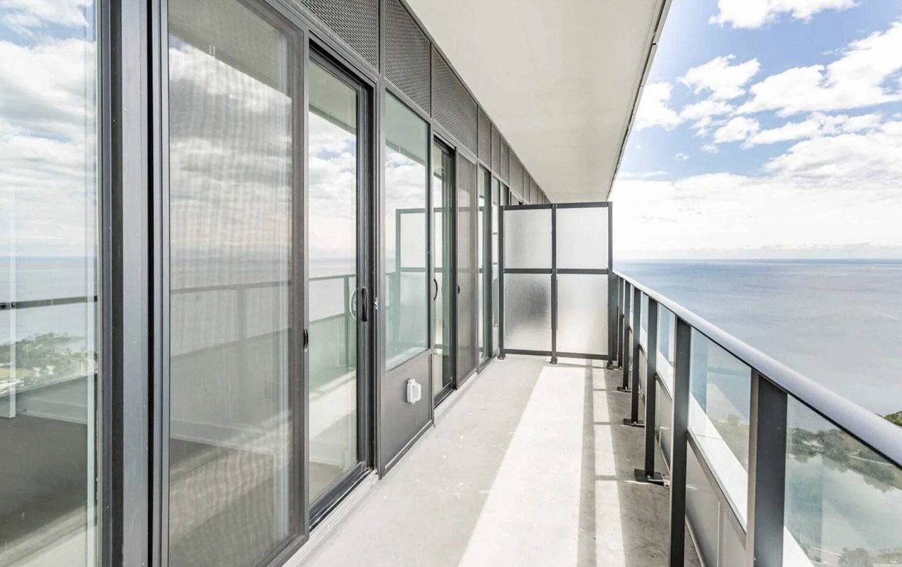 20 Shore Breeze Dr Unit: 4401