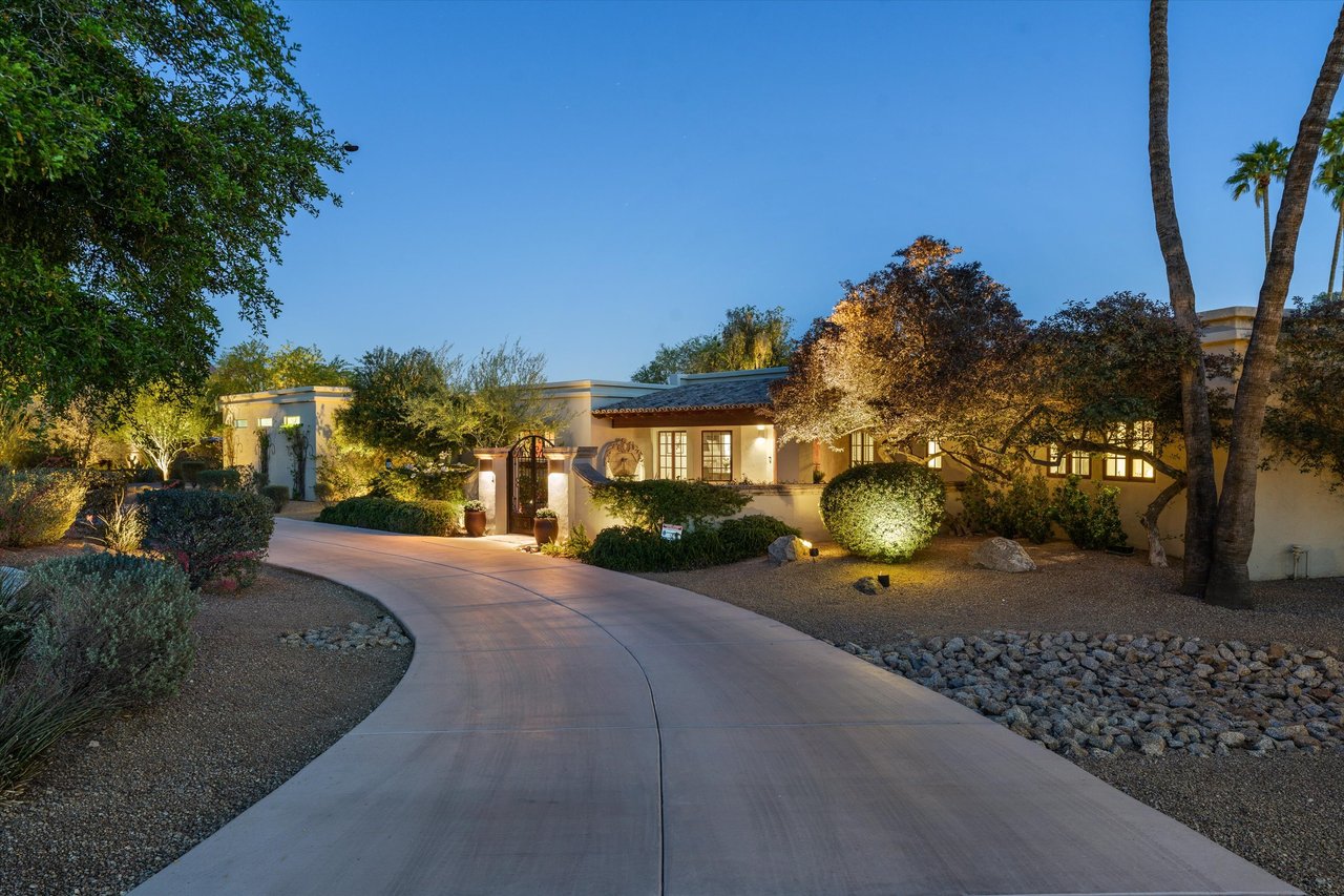 3901 E San Miguel Ave