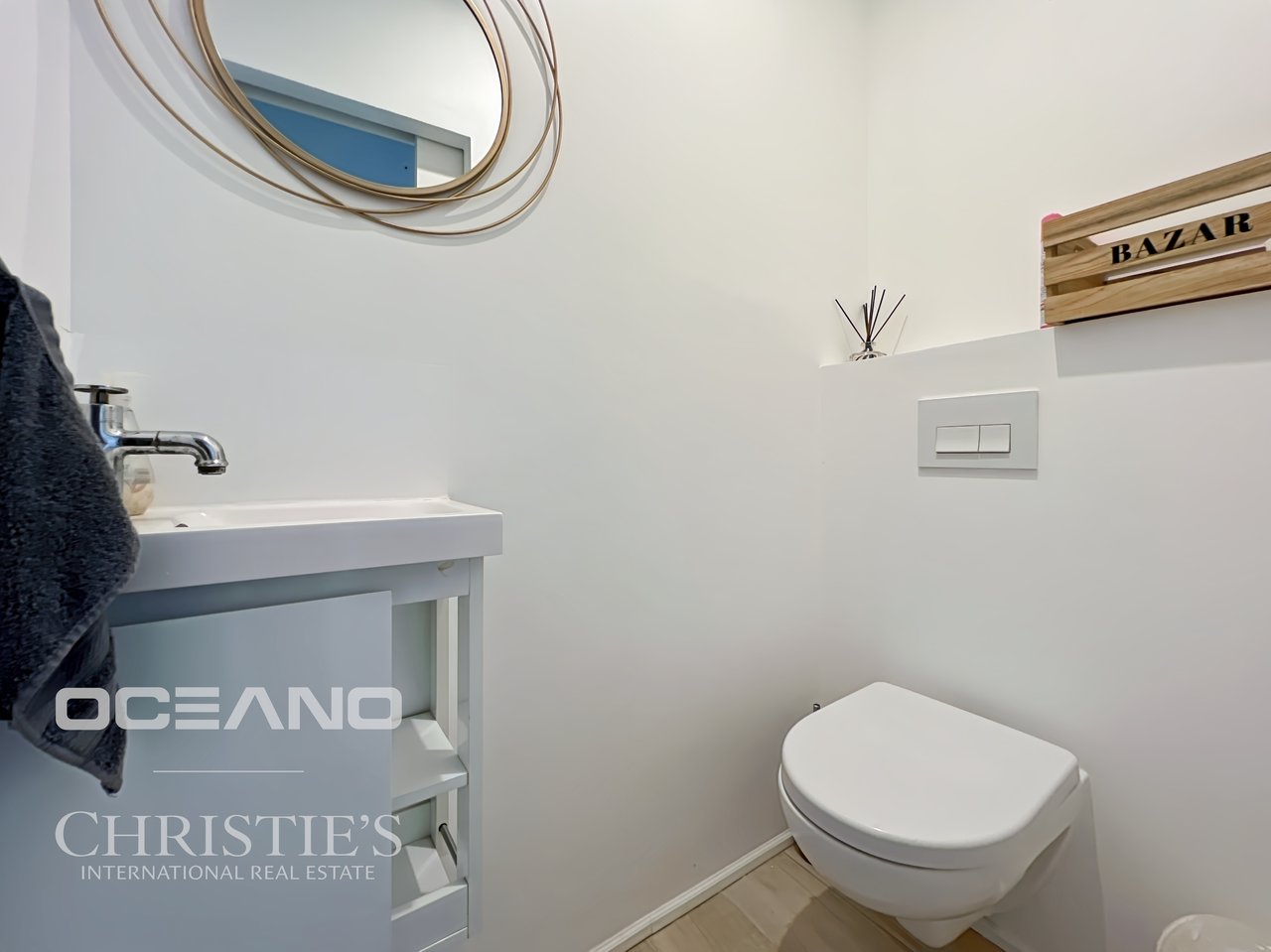 3 BEDROOMS - LARGE GARDEN - CUL DE SAC