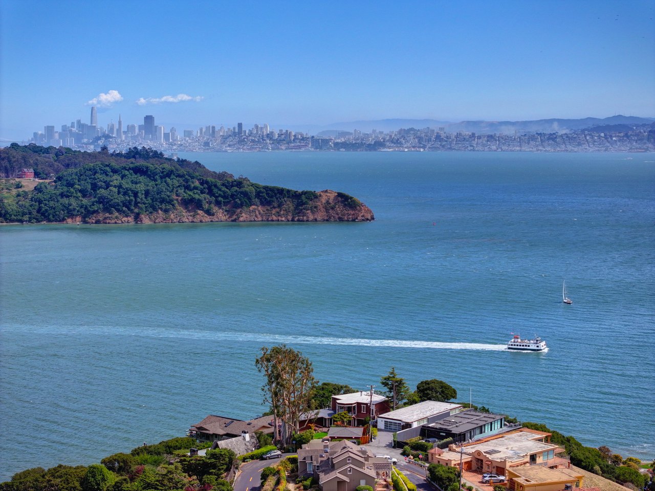 Spectacular Views of the Bay and Golden Gate Bridge