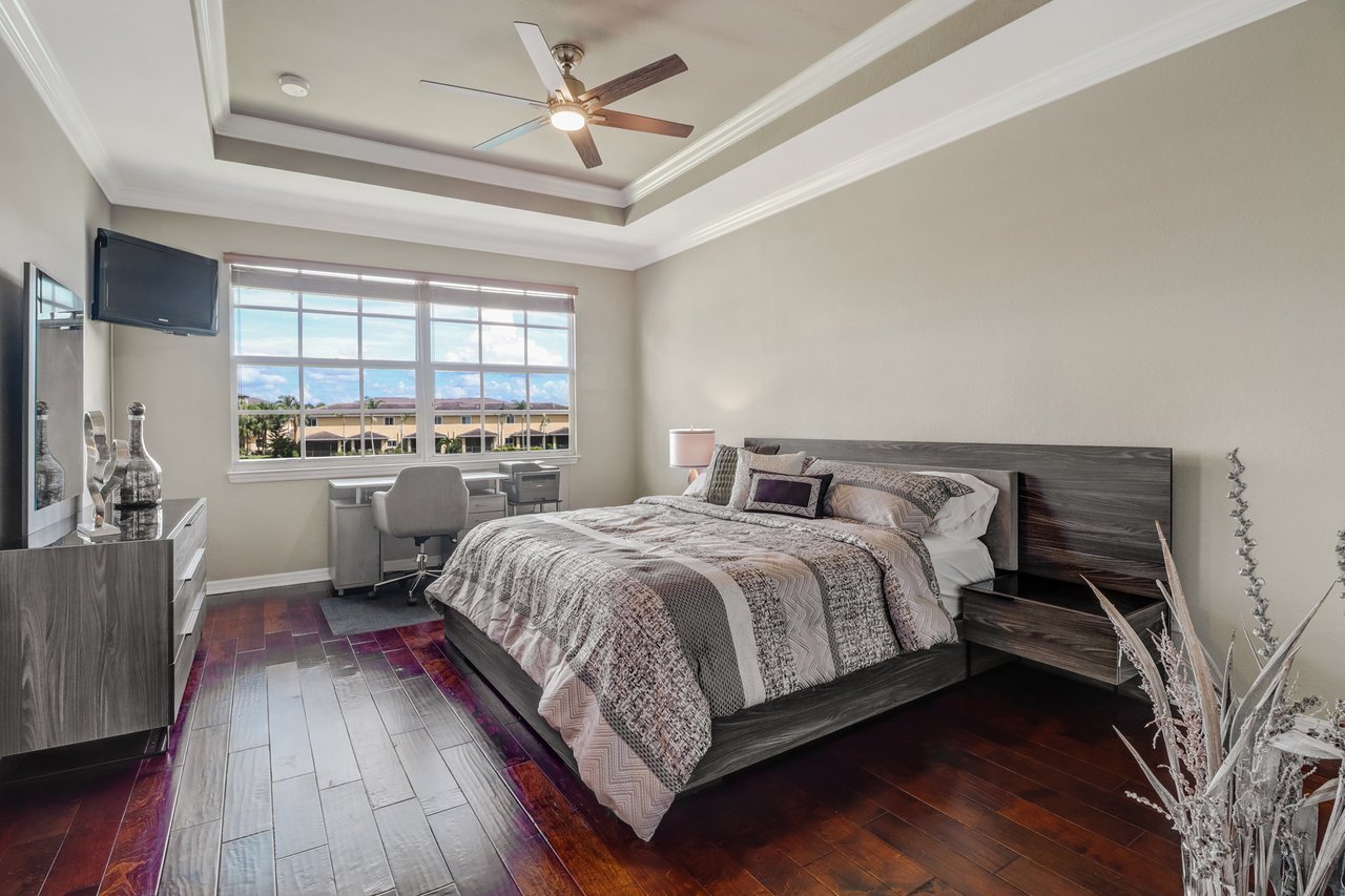 3803 Cherrybrook Loop