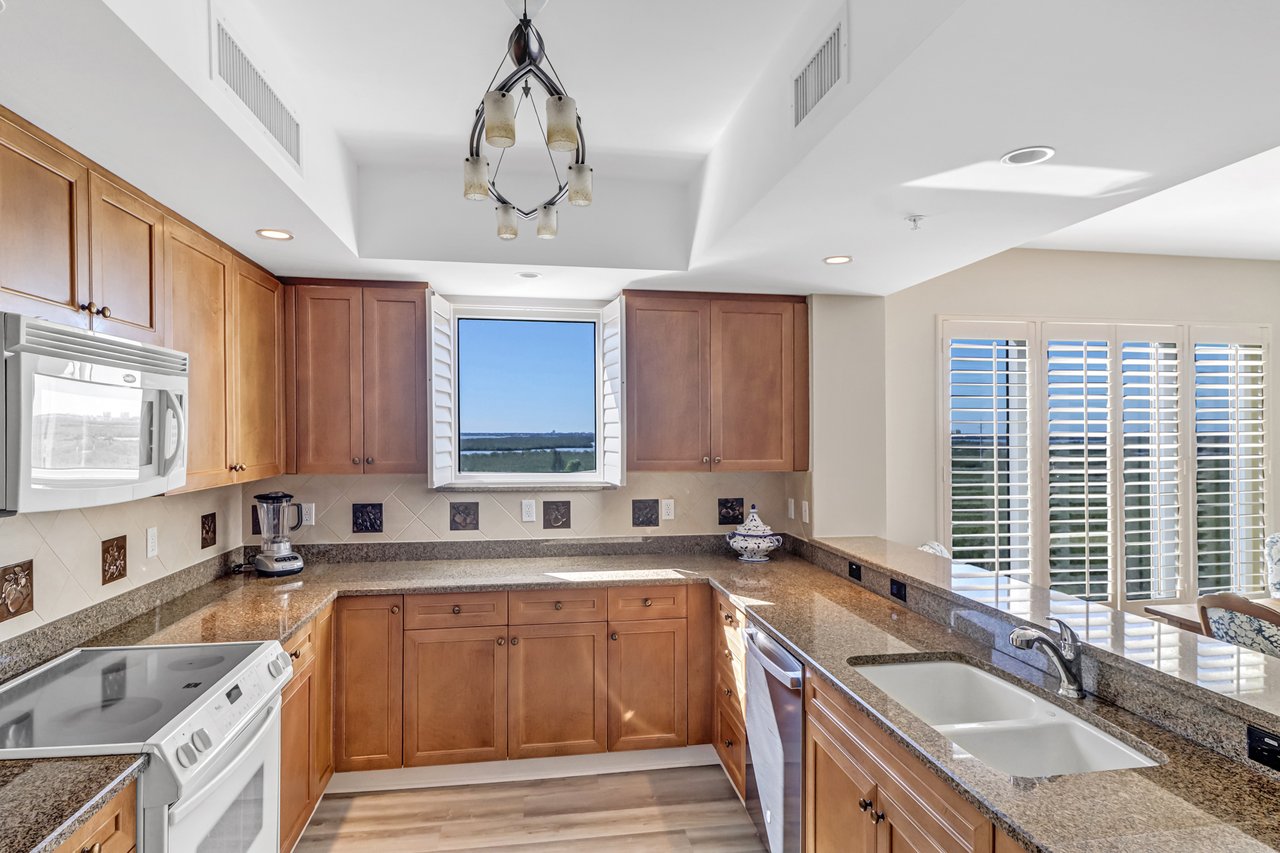 1065 Borghese Ln #801