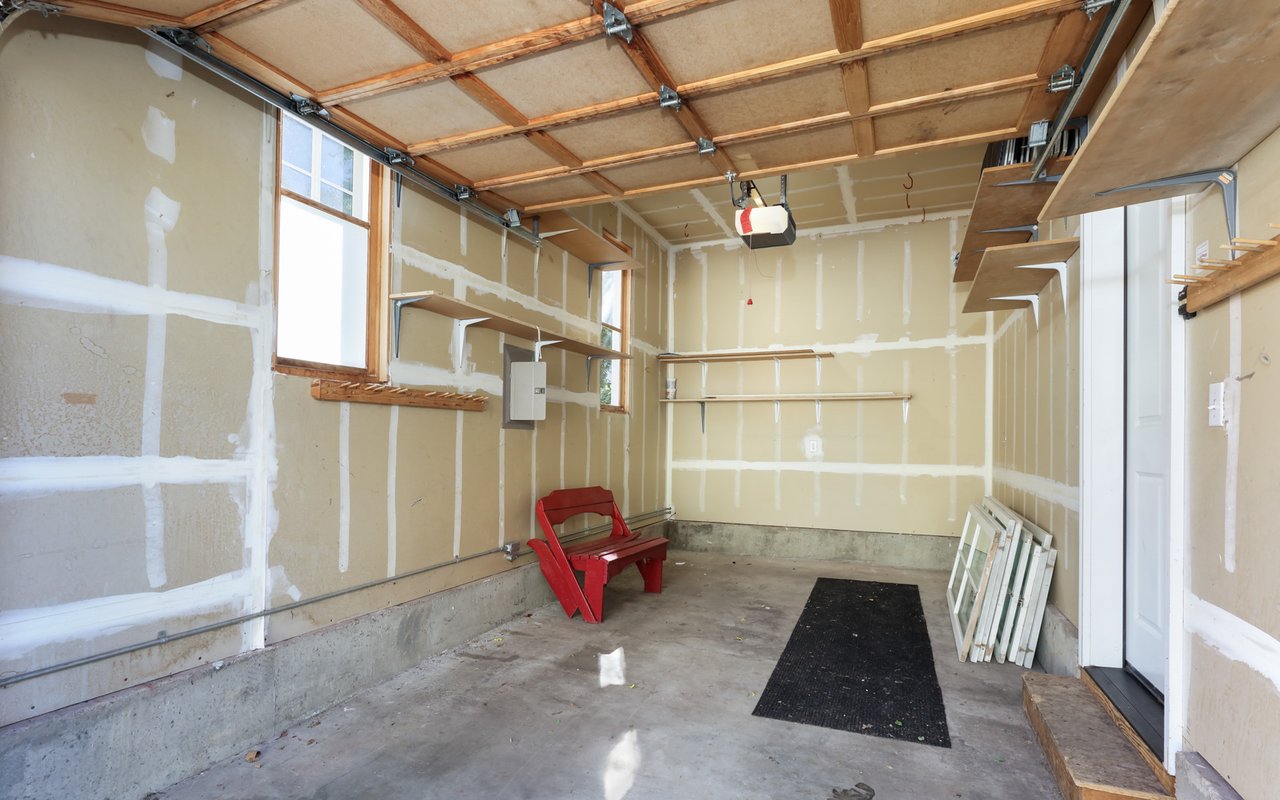 2621 Thornbird Place