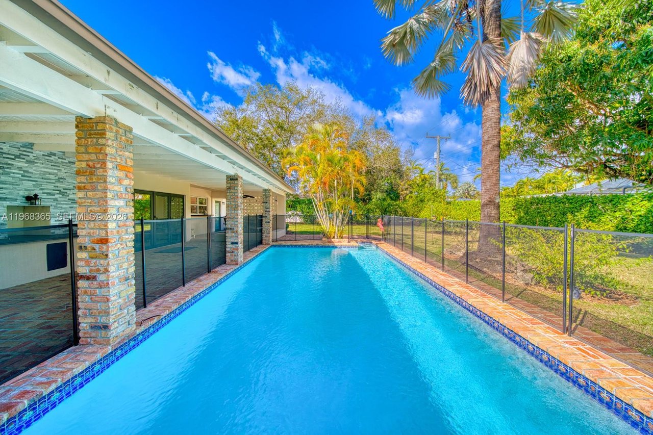 8245-sw-149-drive-palmetto-bay-fl-home-for-sale-pool