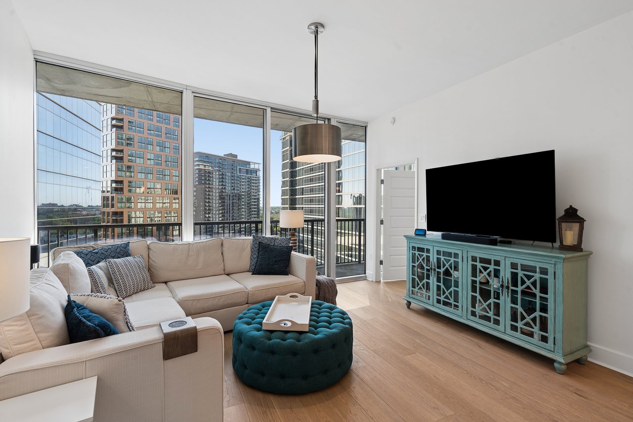 1080 Peachtree Street Unit 1504