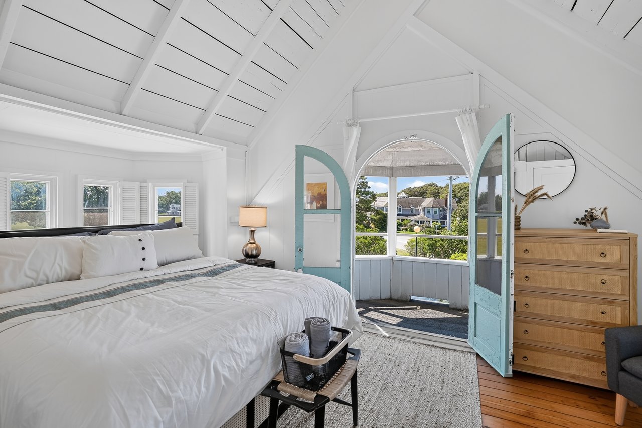 Oak Bluffs Rental