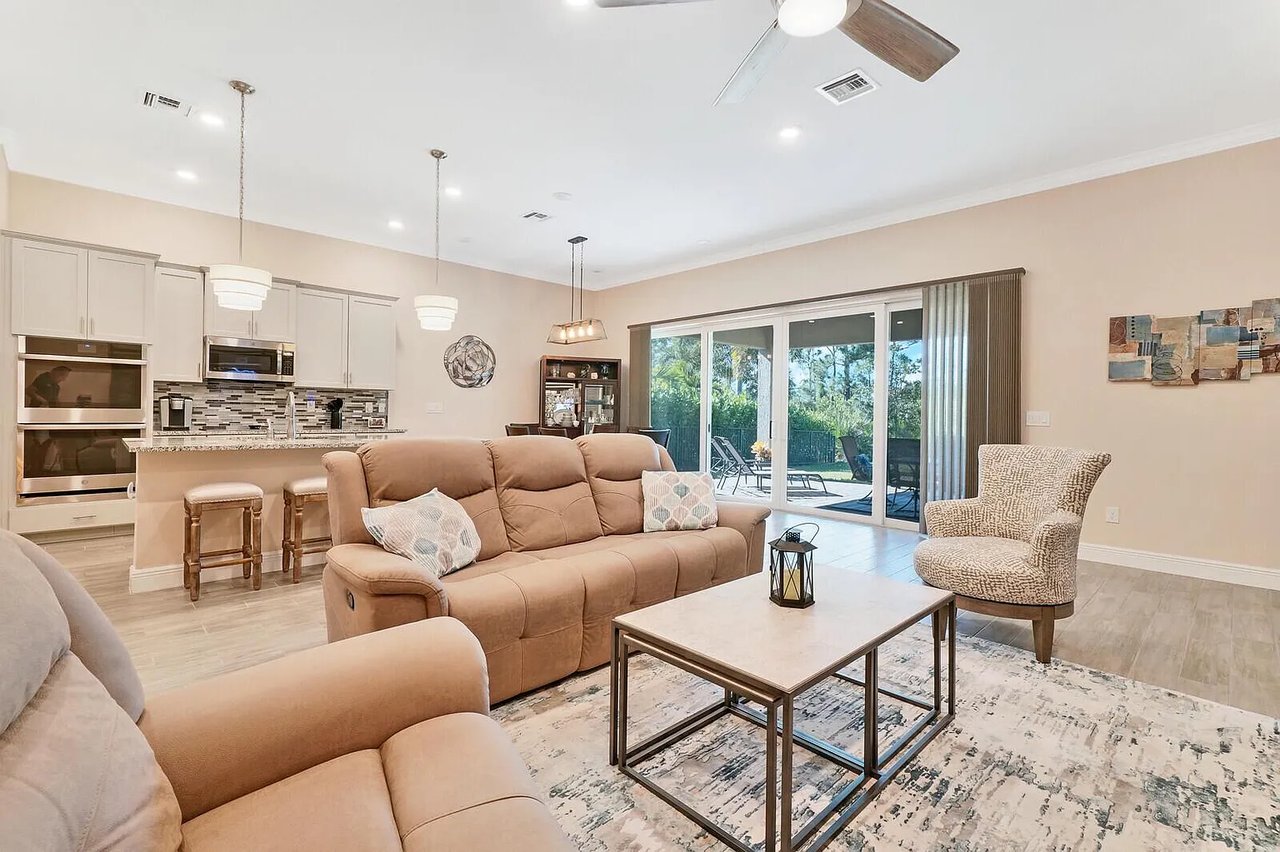 4724 SW Briarwood Ct
