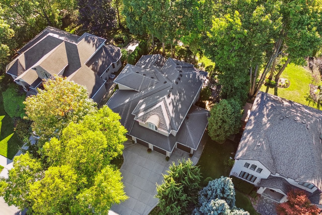 A Lifestyle Retreat in Prestigious Tyandaga Woods