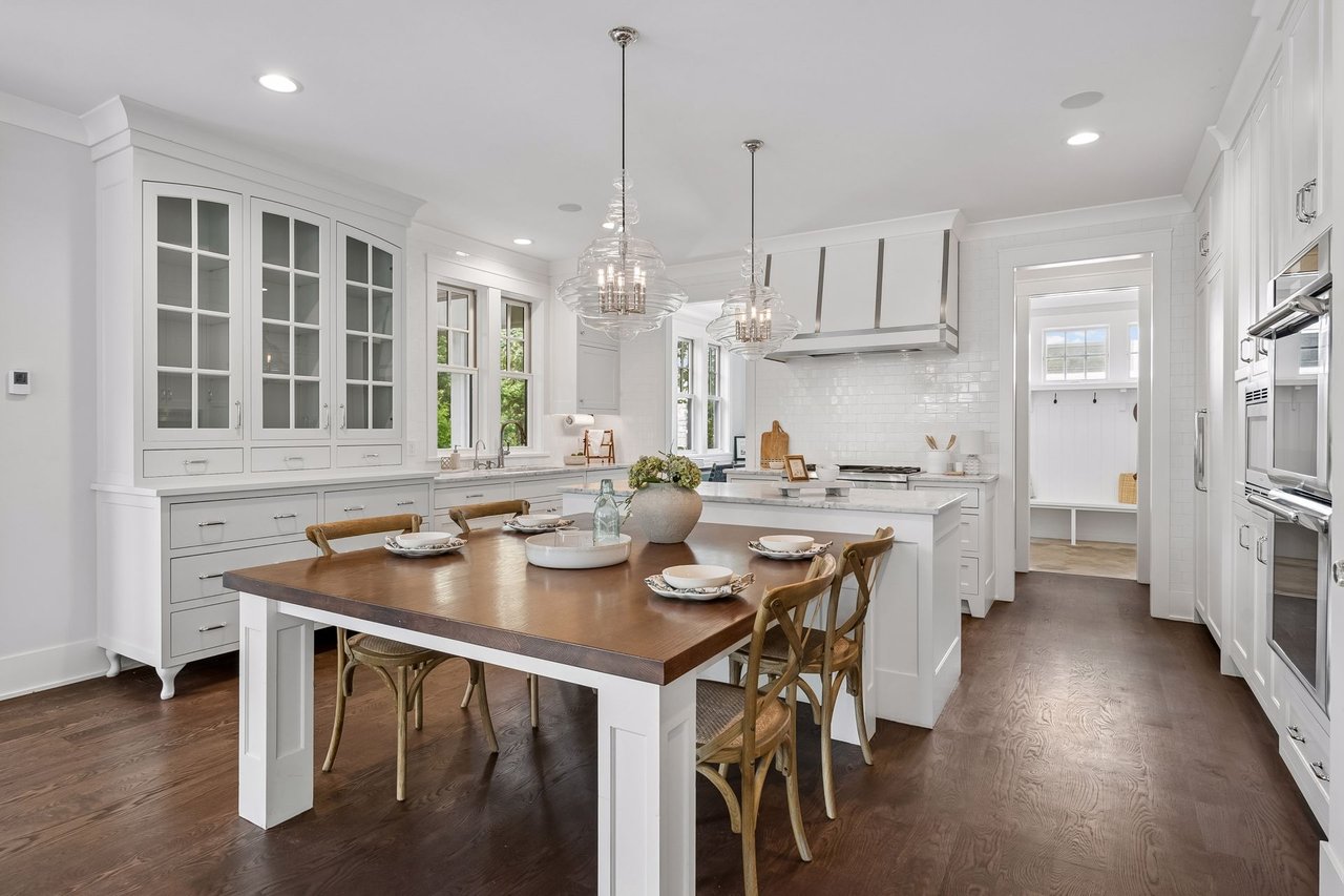 4240 Sidell Trail, Edina