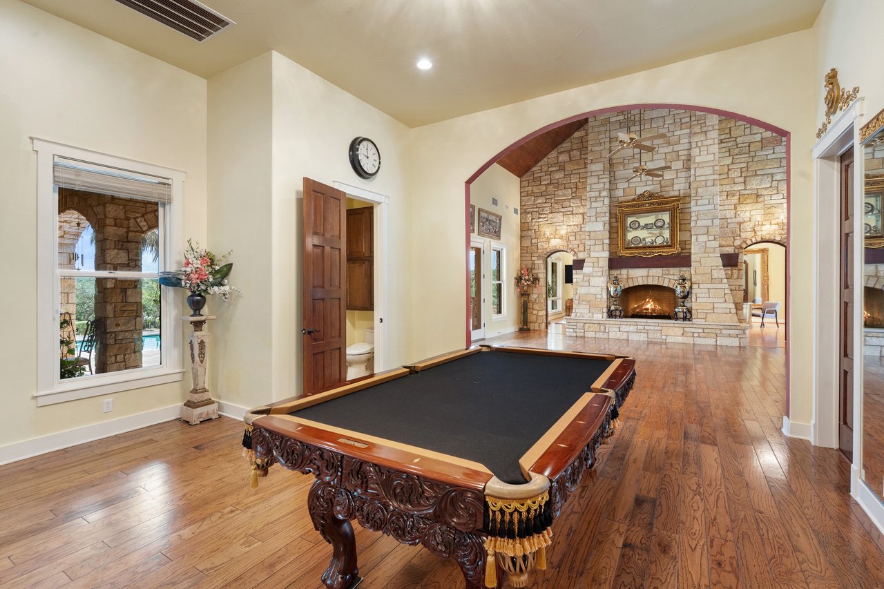 A Rare West Austin Estate on 32 Unrestricted Acres