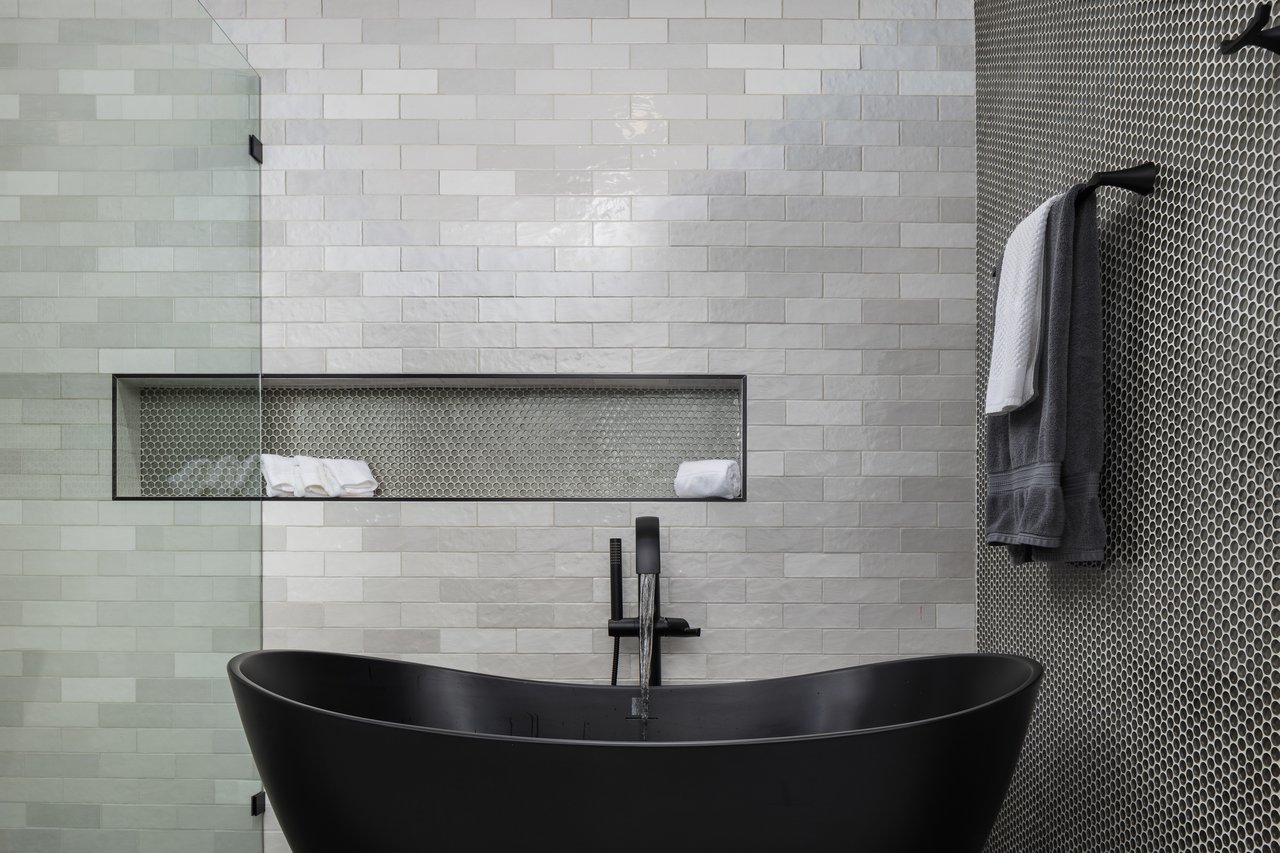 140 E RIO SALADO Parkway 1103