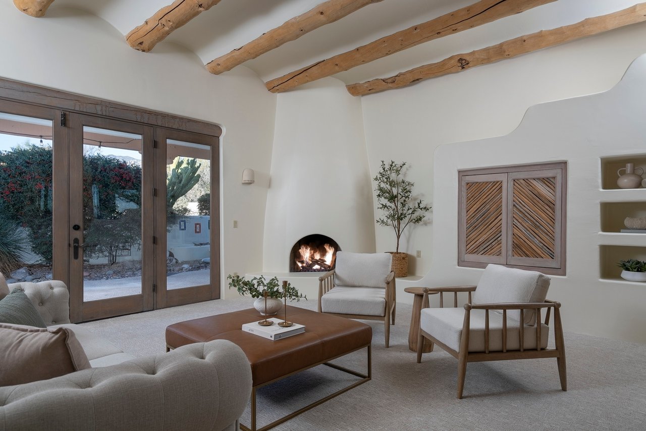 5115 N Corte De Catalonia