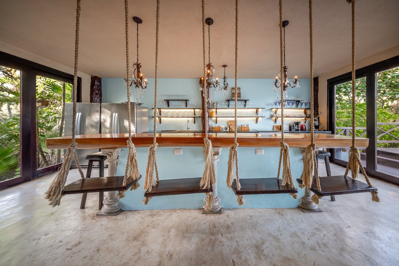 Casa Chic Tulum | Rare Beachfront Estate in Hotel Zone