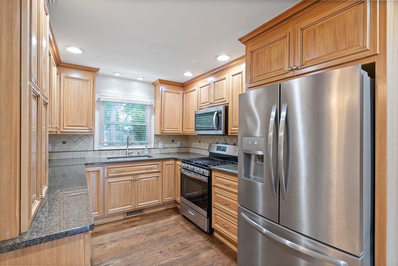 Spacious 4BR/3BA Home with Pool, Bonus Room & Office – Perfect for Work & Play!