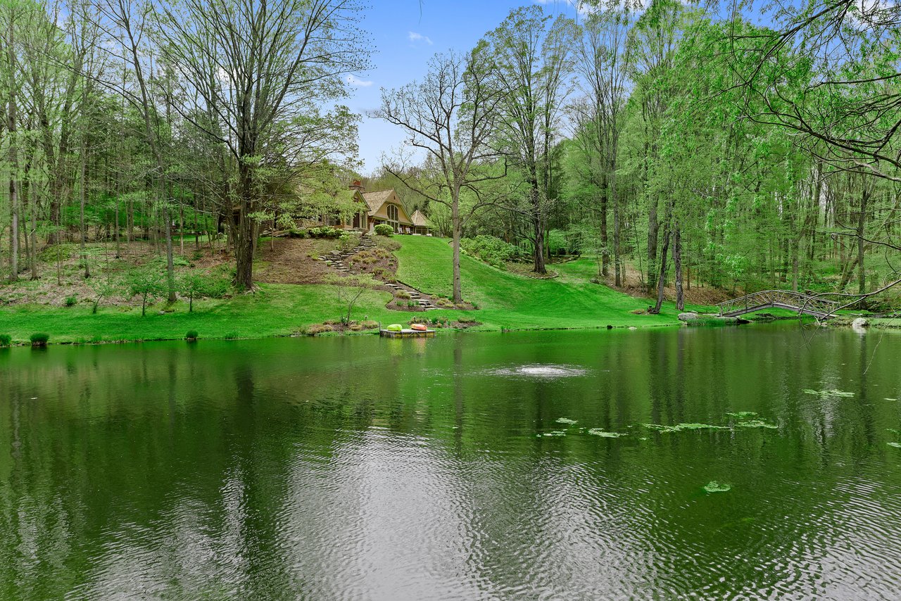 54 Old Stone Hill Road
