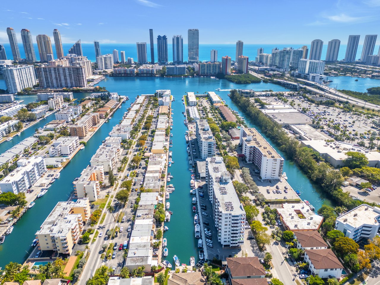 3545 NE 166th St #1004 North Miami Beach