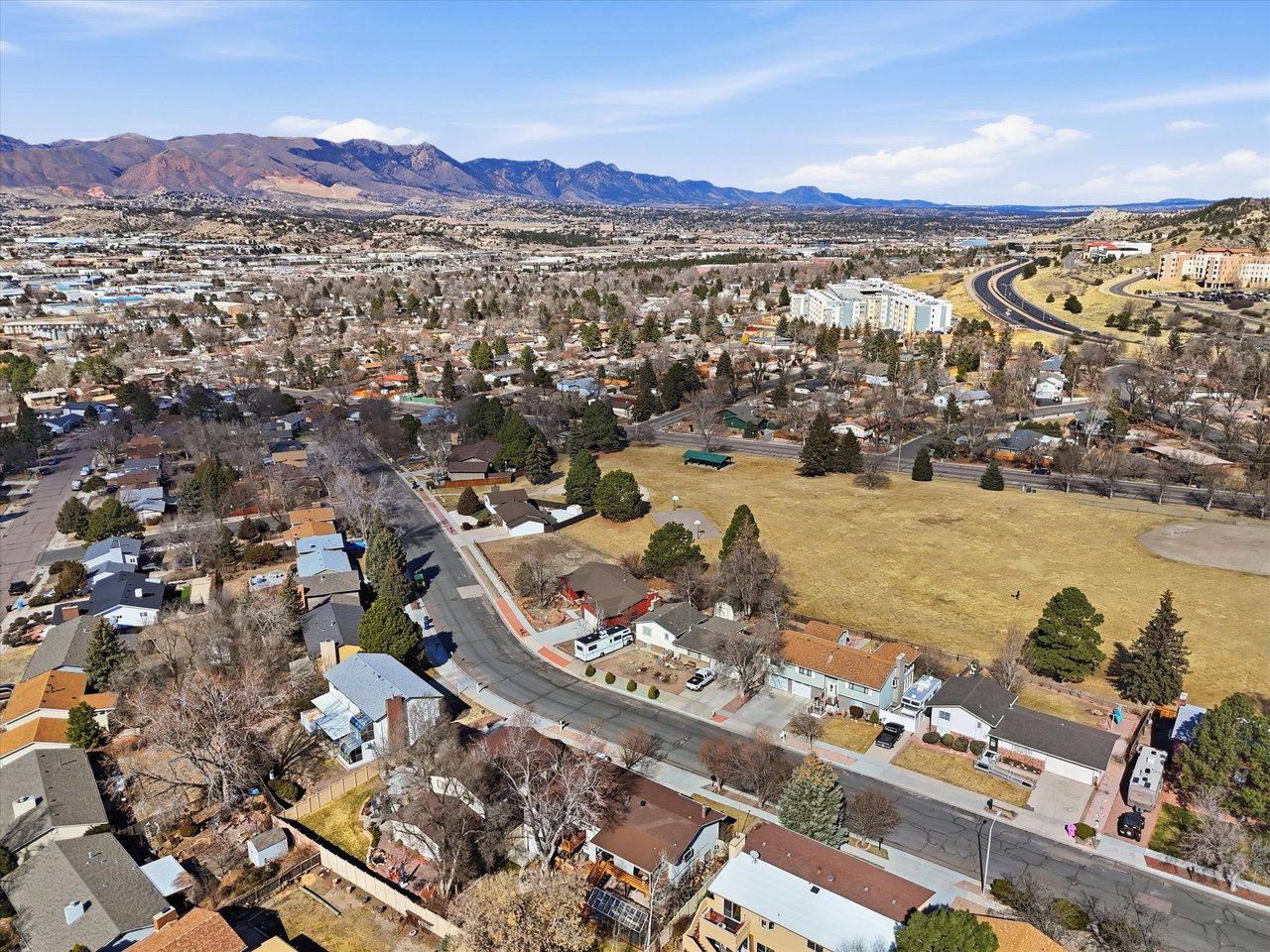 1186 Applewood Drive