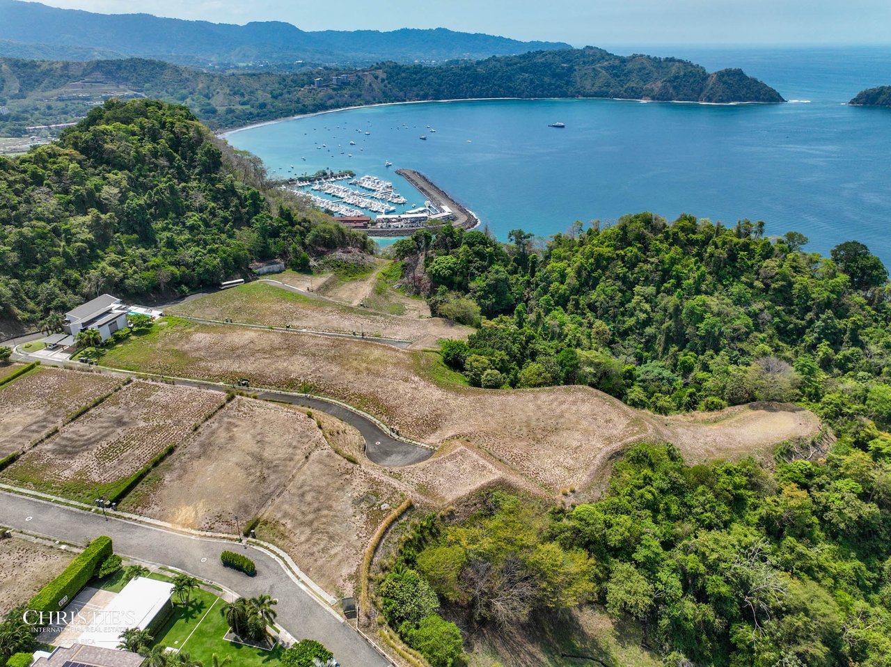 A Limited Collection of Oceanview Lots – Faro Escondido 5