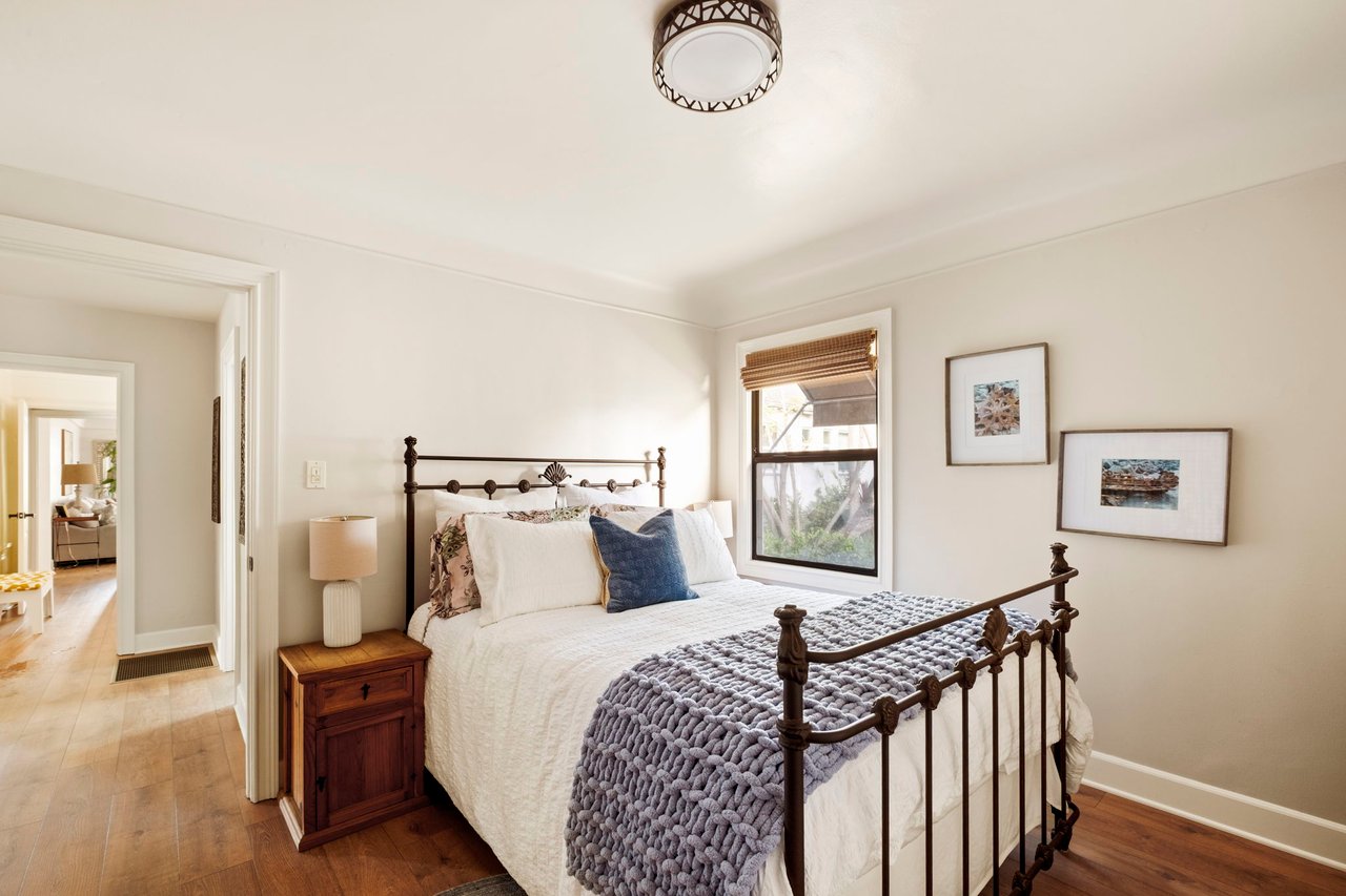 1274 Eagle Vista Drive