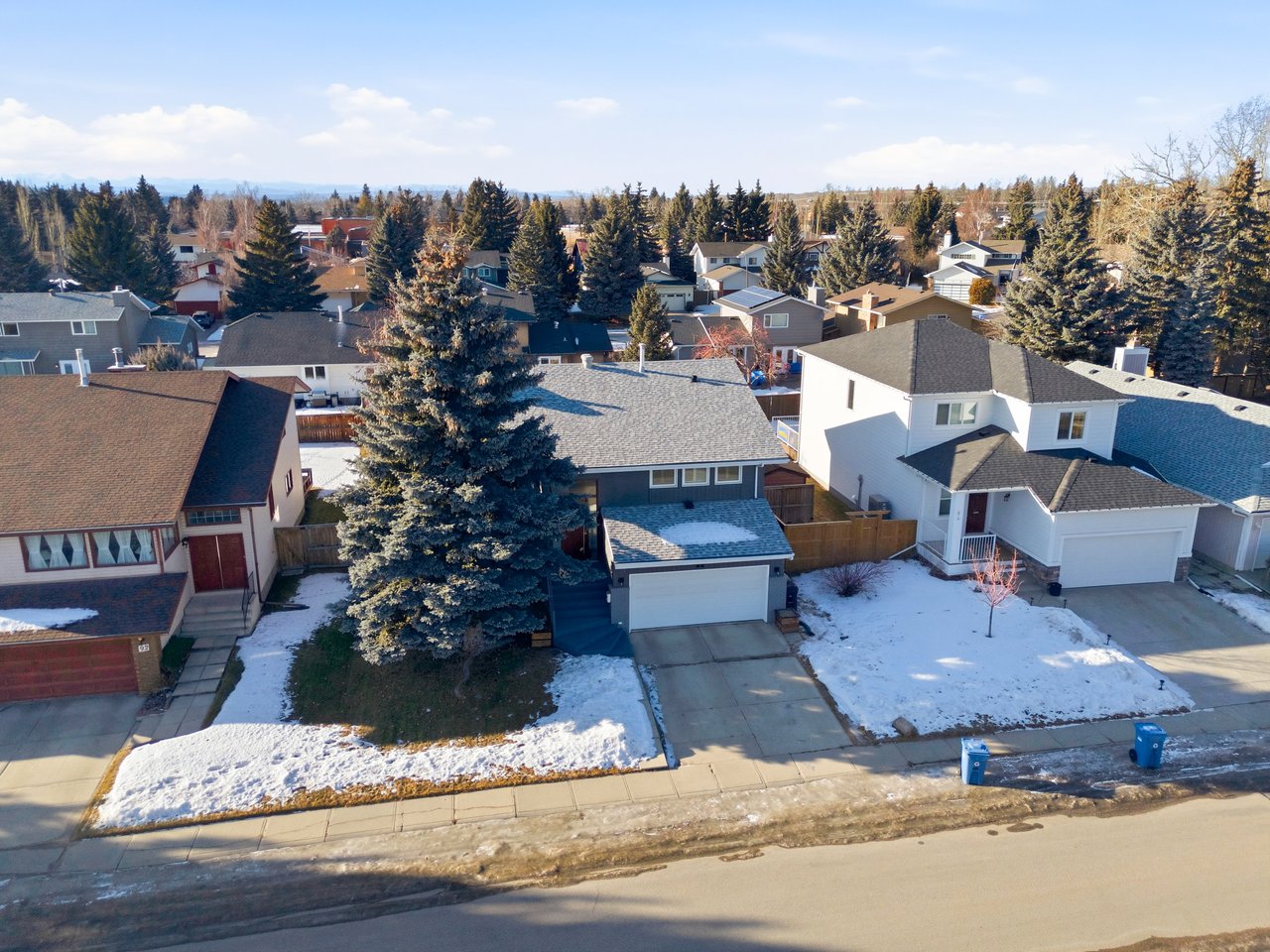 88 Woodfield Crescent SW