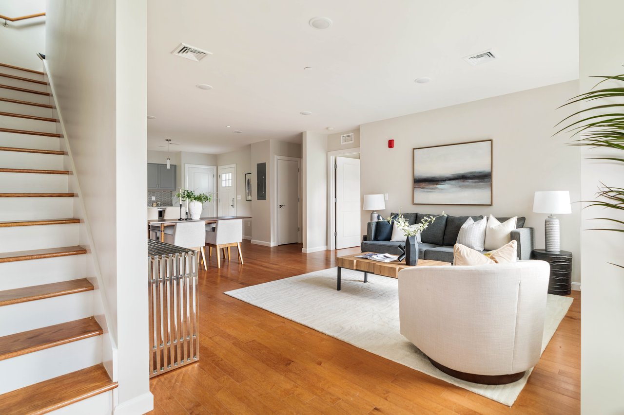1 Finch Street