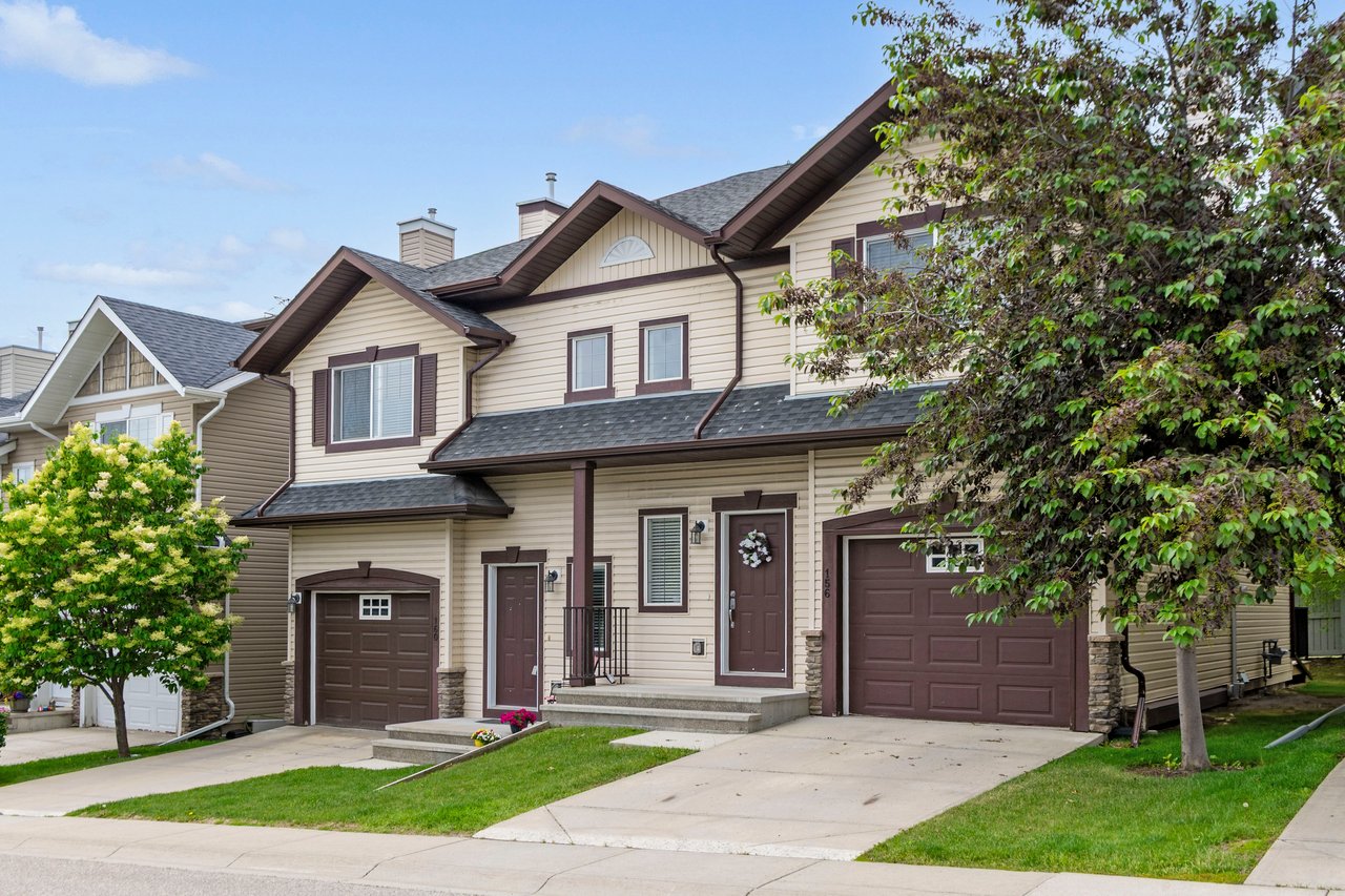 156 Rockyspring Grove NW