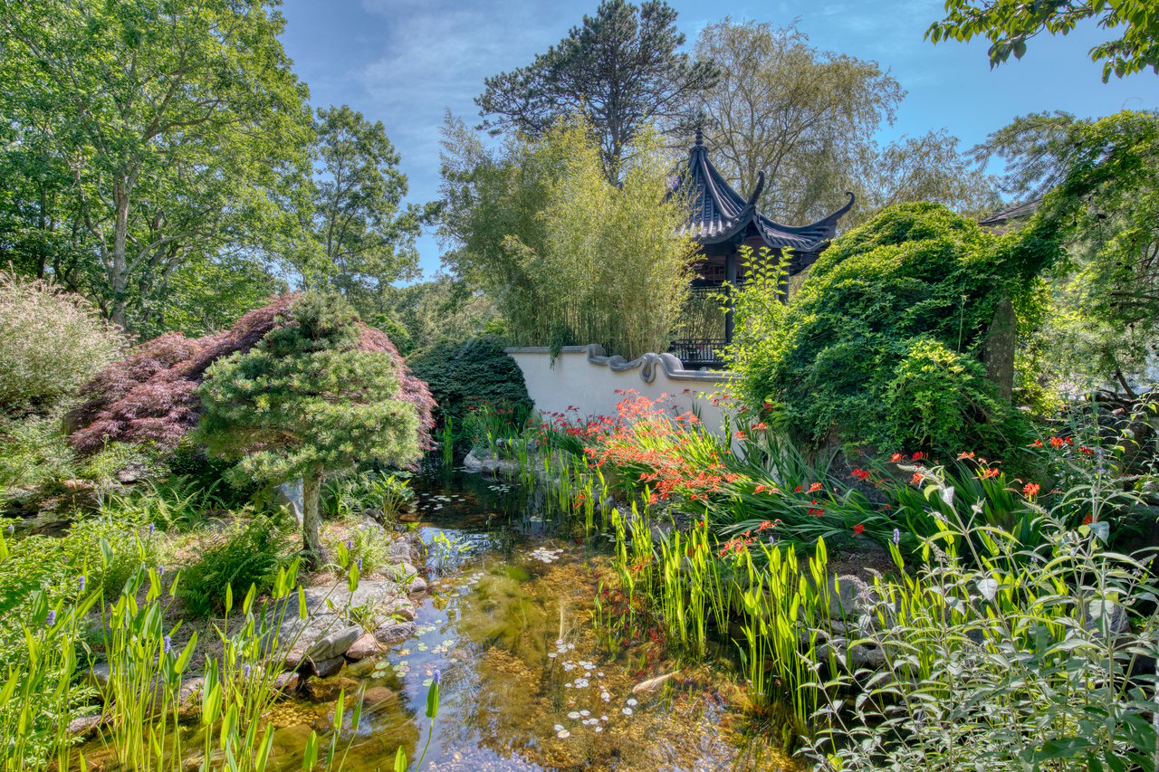 An Irreplaceable Garden Estate
