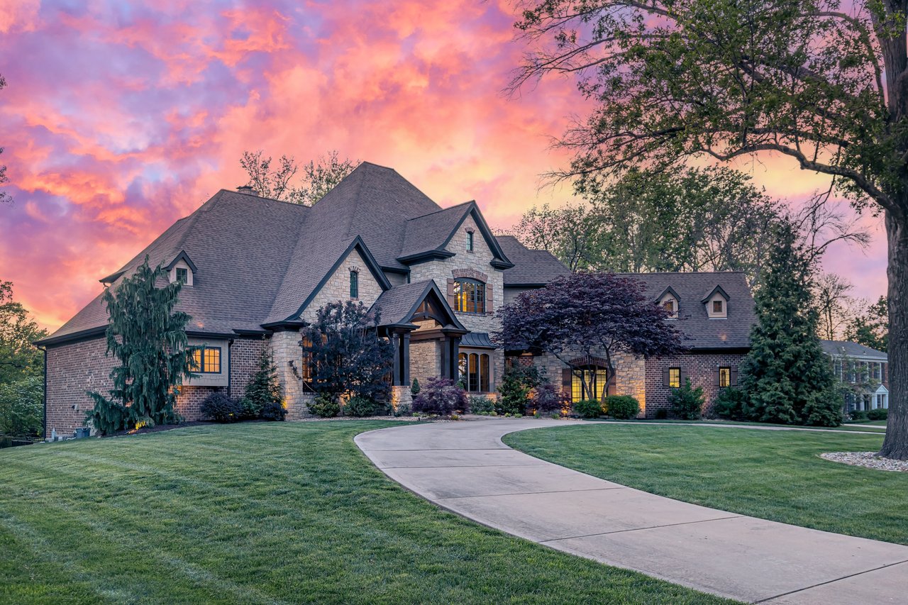1015 Claymark Drive