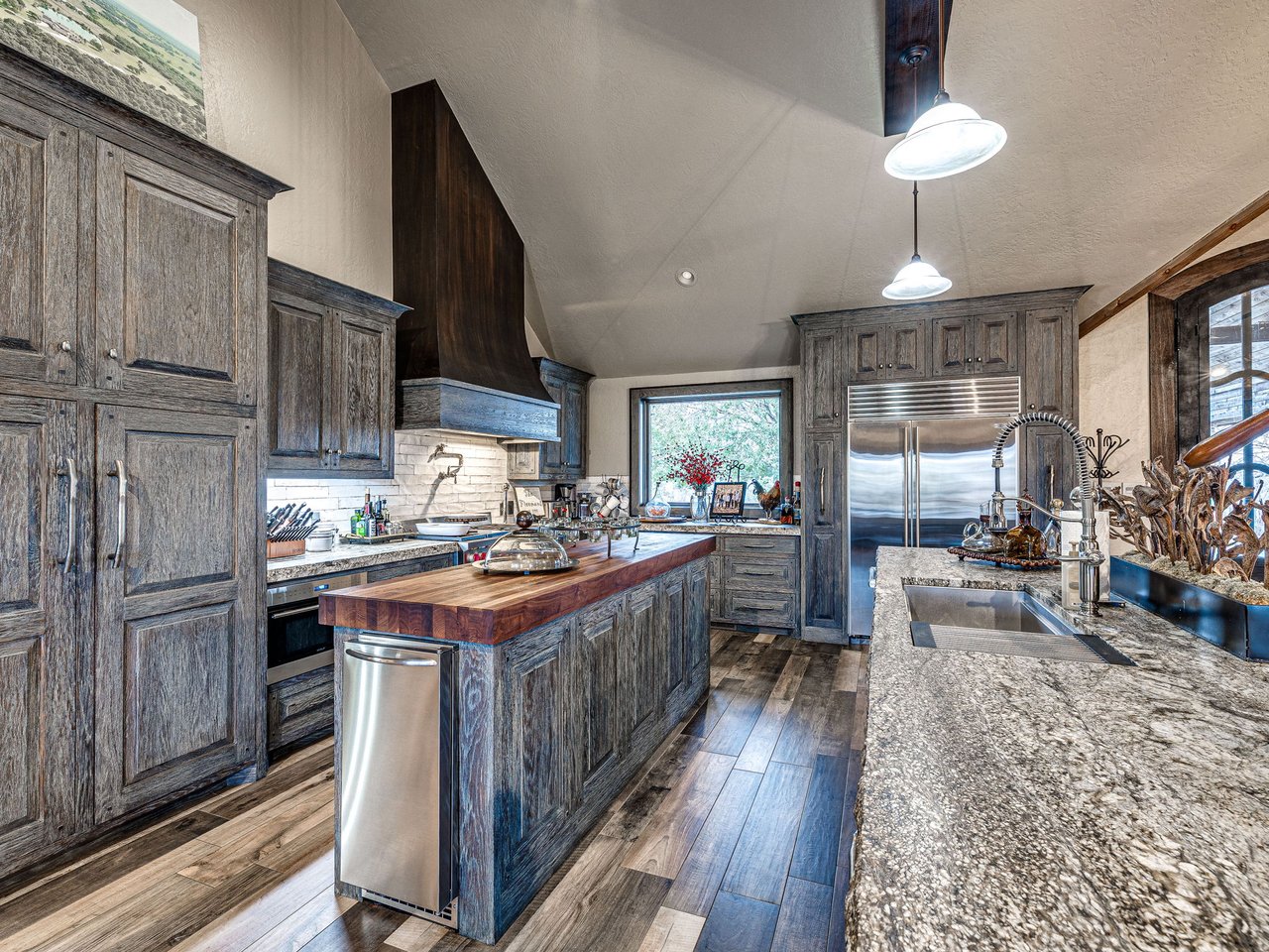 Listing of the Week A 65-Acre Luxury Resort Estate in the Heart of Oklahoma - Wyatt Poindexter - The Agency