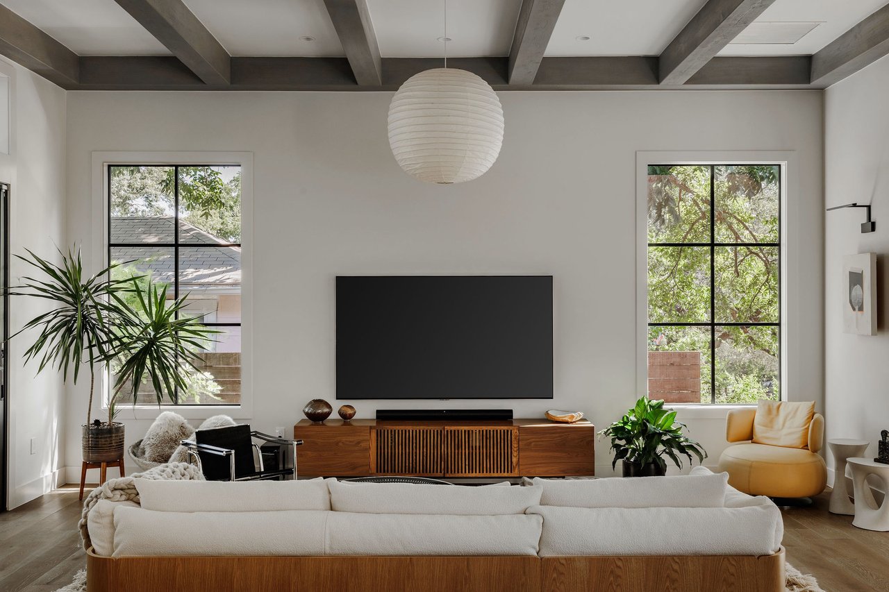 A Classic East Coast Reinterpretation in Travis Heights