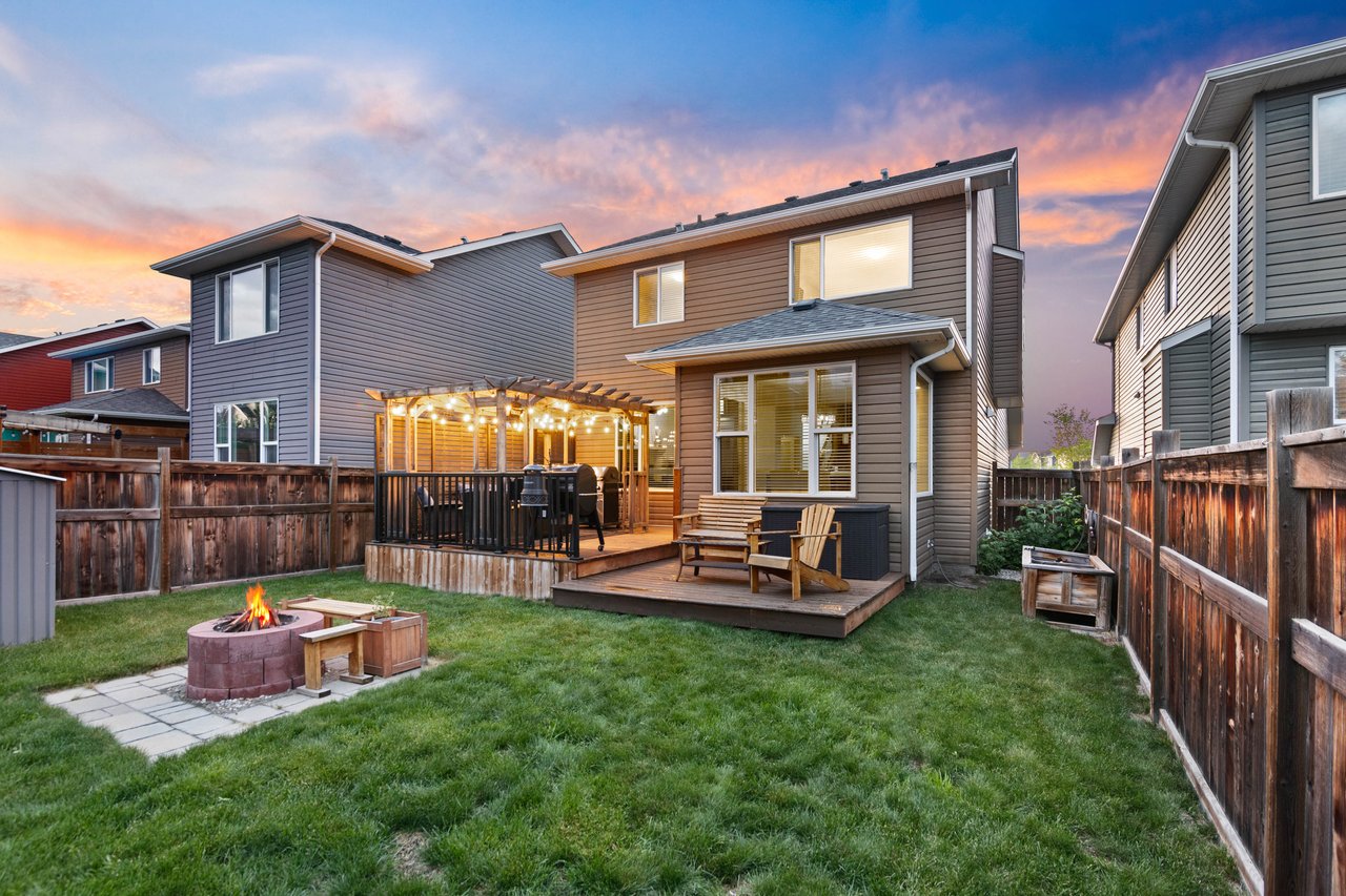 260 Auburn Bay Drive SE
