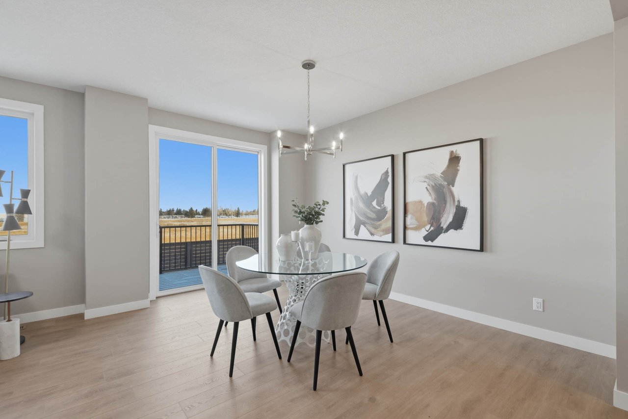 135 Belvedere Crescent SE