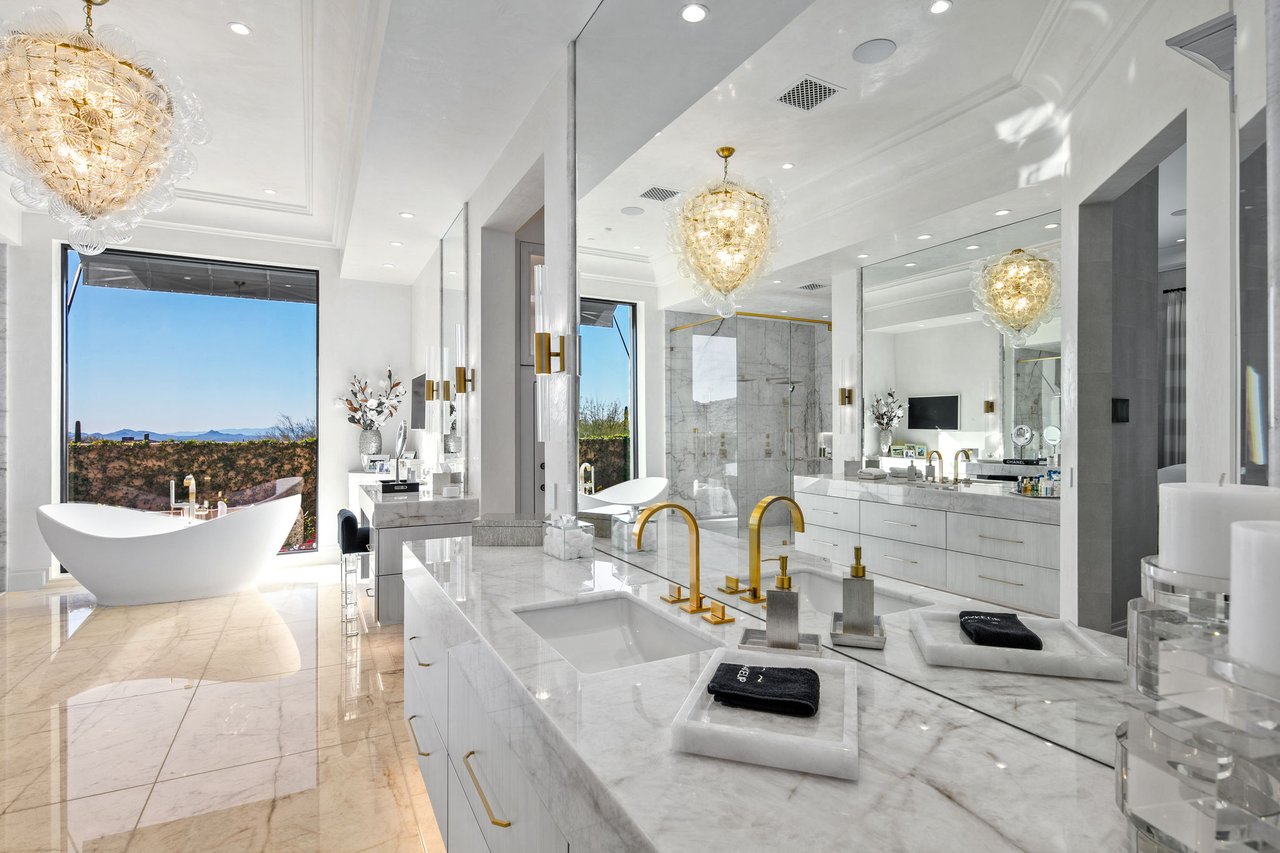 10927 E Windgate Pass Drive, 1519