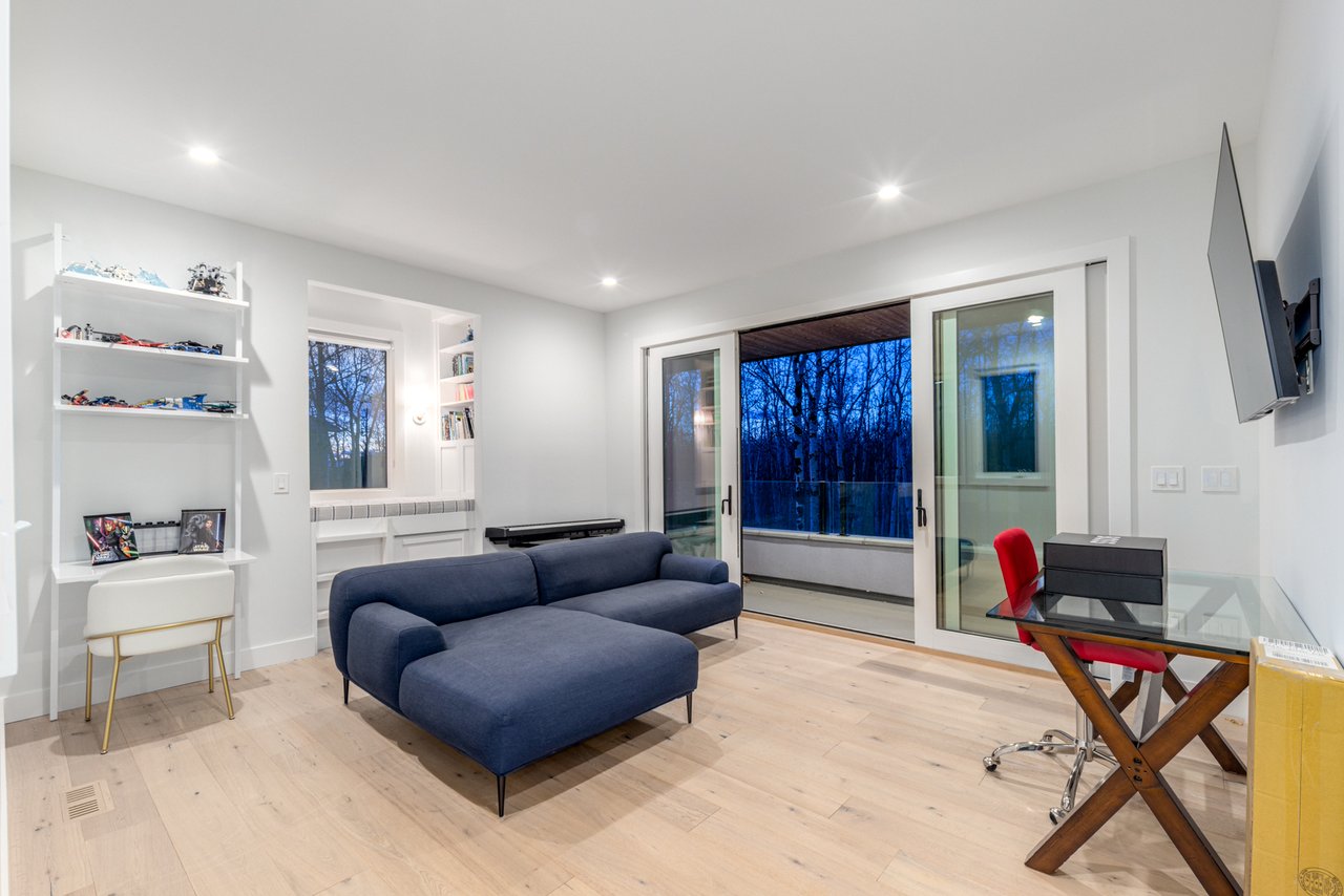 Modern Custom Built Family Home