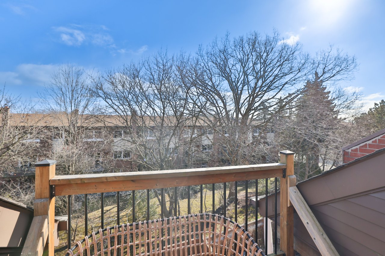 45 Tradwind Drive, Oakville