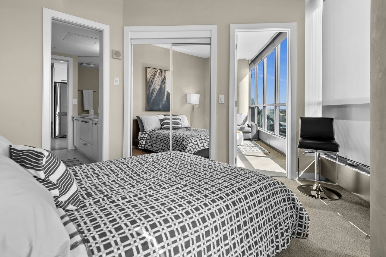 225 11 Avenue SE Unit: 2605