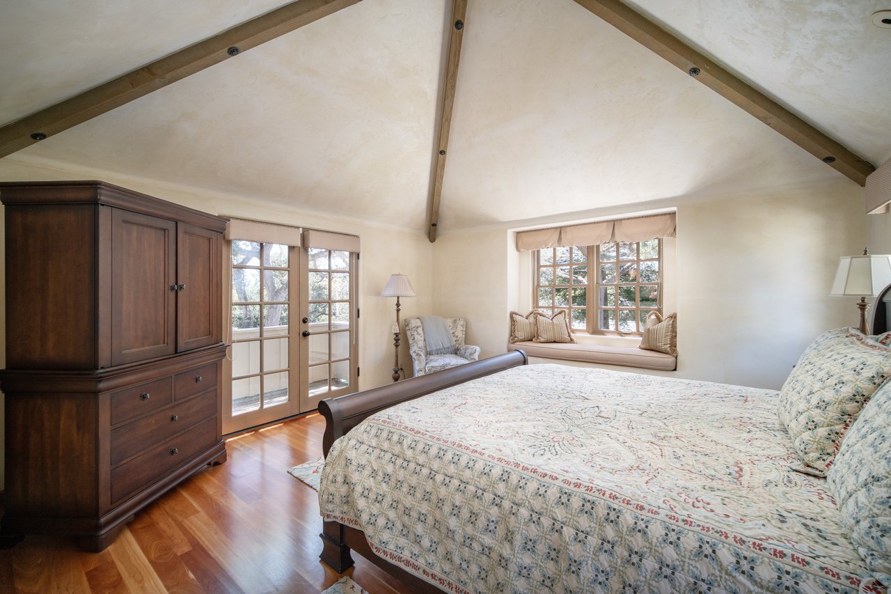 Monte Verde 3 NE of 13th, Carmel-by-the-Sea