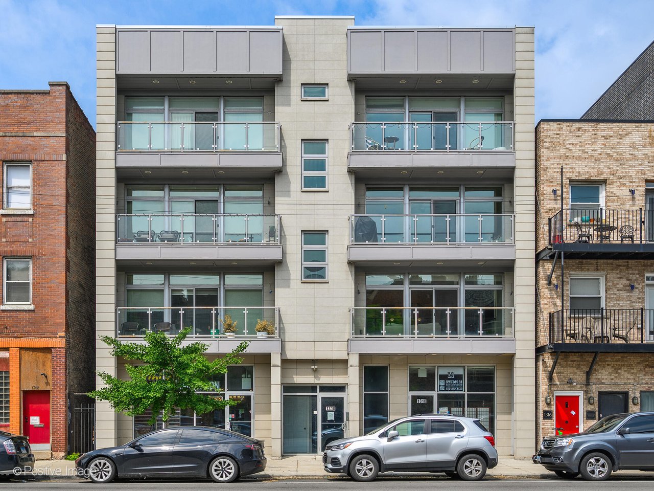 1310 N Western Ave Unit 2N
