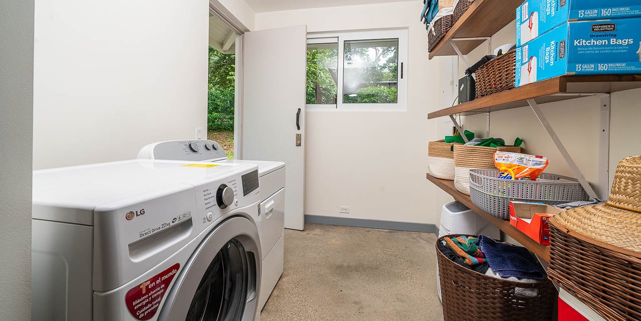 Las Ventanas 44 | Exquisite Caribbean-Style Pool Home in Playa Grande