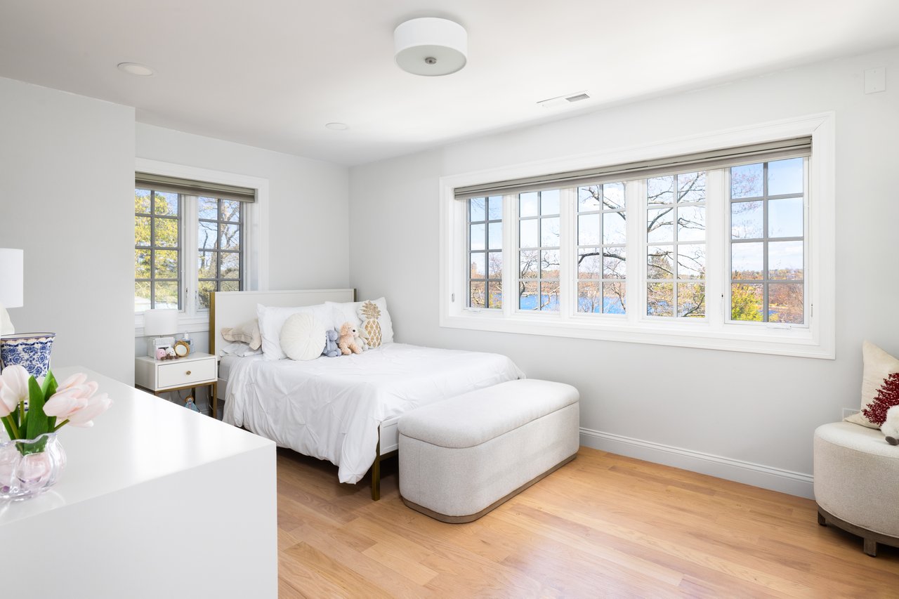 124 Chestnut Hill Rd