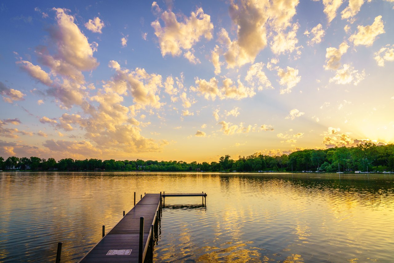 Inland Lake Homes