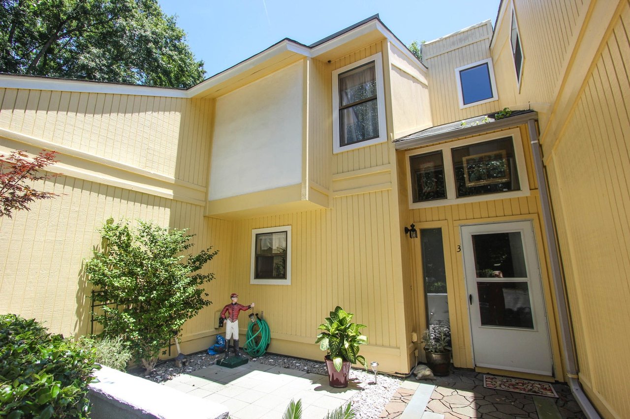 2769 Jobee Drive 3