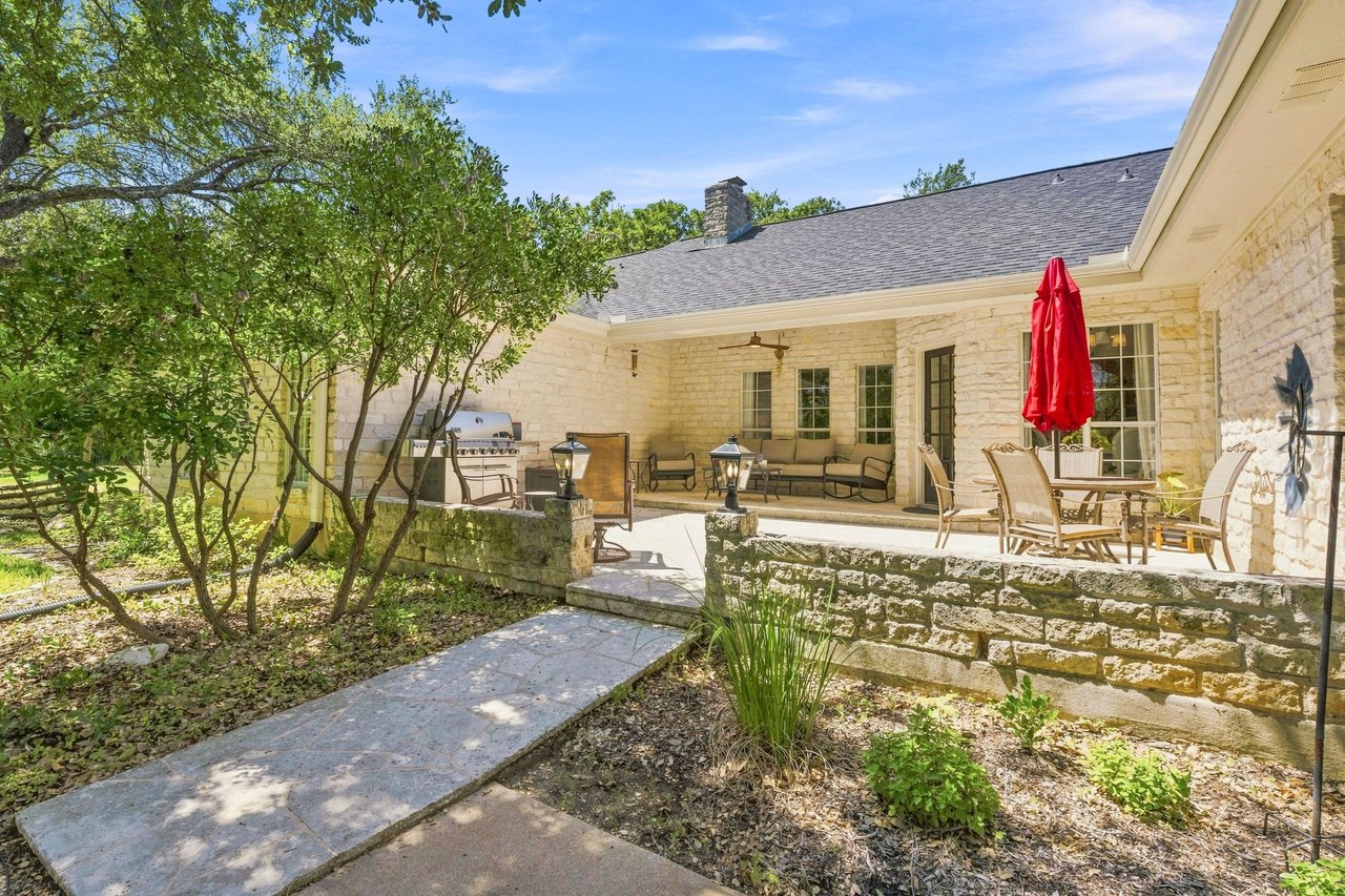 262 E Ridgwood 
