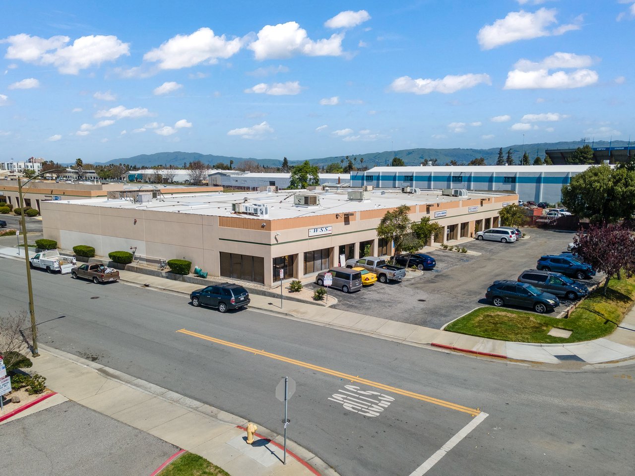 23,666 SF Industrial Owner User Opportunity