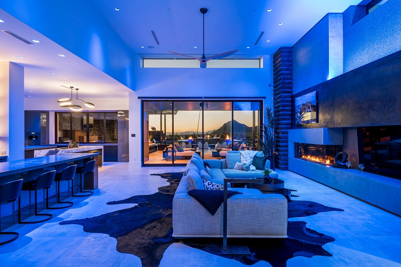 10784 E PINNACLE PEAK Road