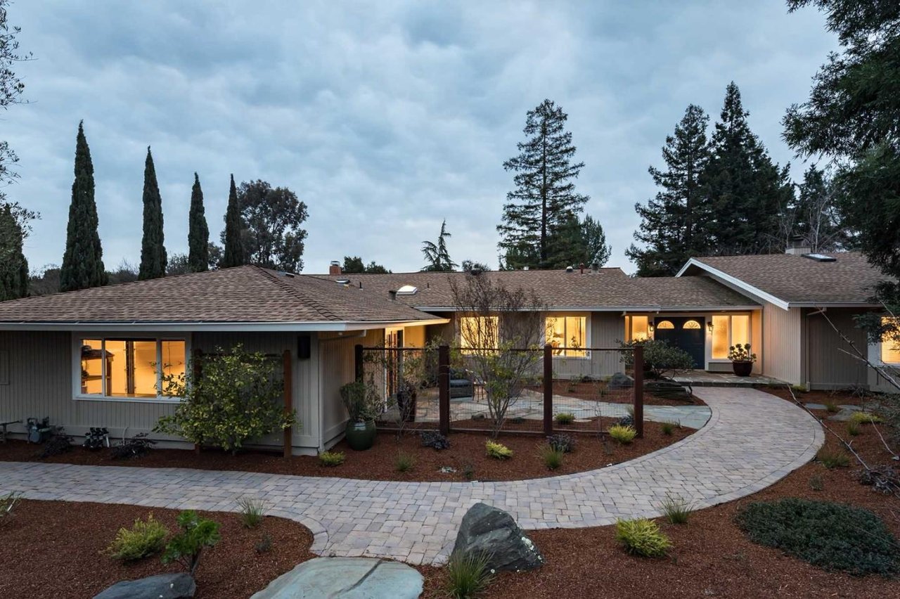 822 Mesa Court