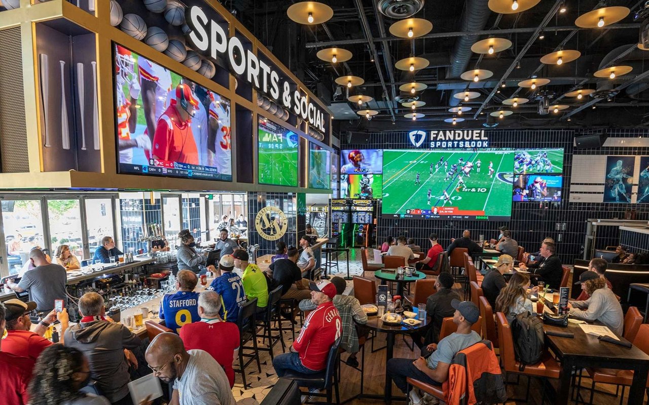 Top DMV Restaurants for Game Day! Dine-in or Take-out, it’s your choice.