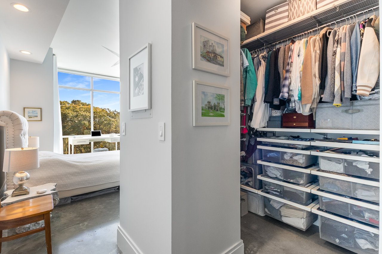 905 Juniper Street NE Unit 704