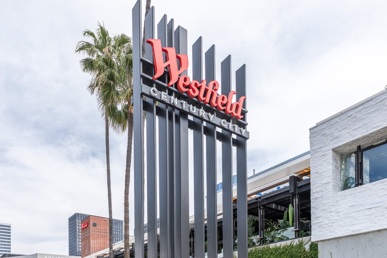 1930 S Beverly Glen Blvd #306